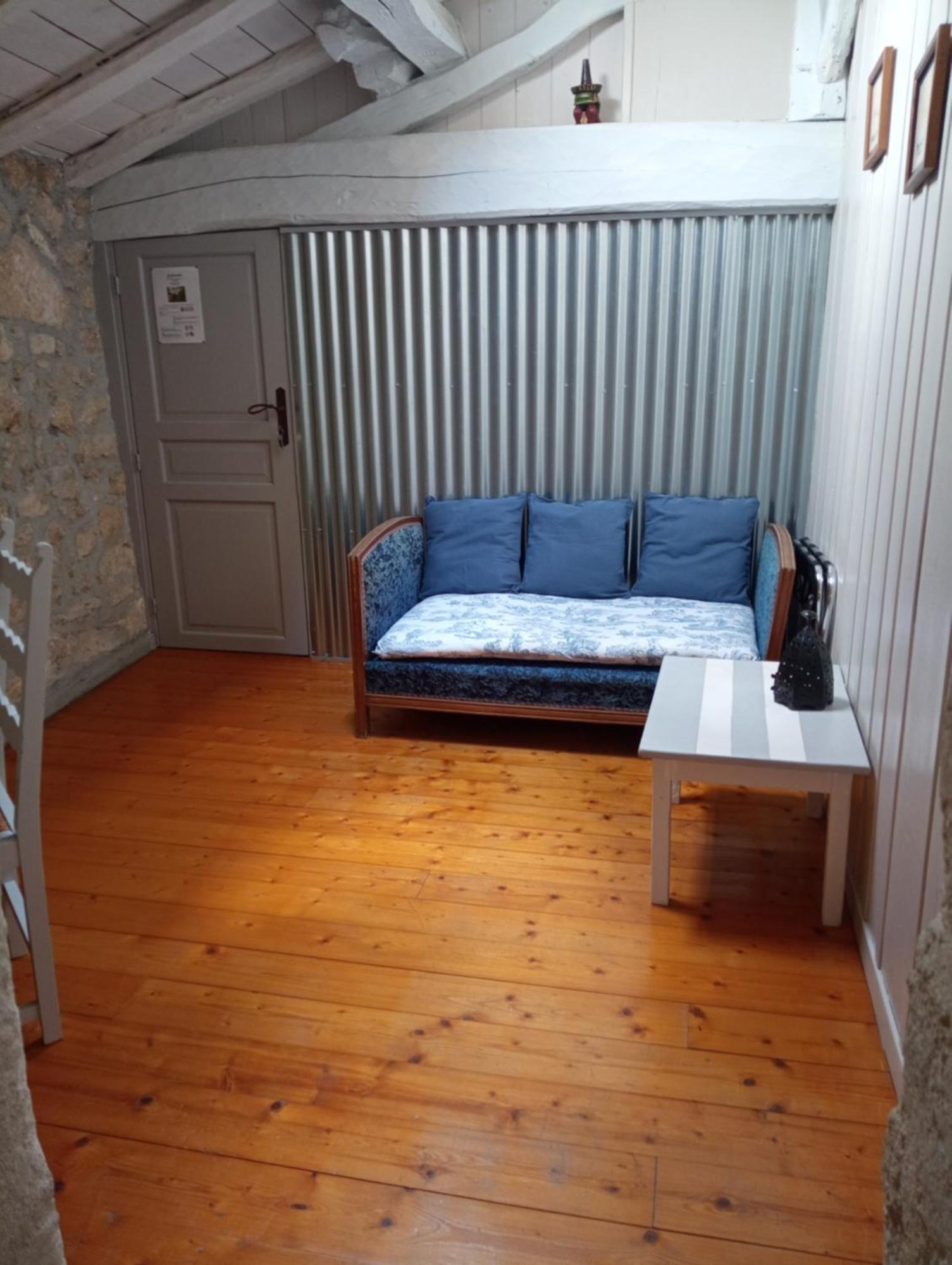 La Girondine Bed and Breakfast Galgon Exteriör bild